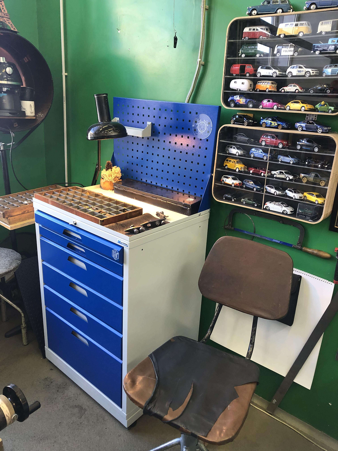 ER-00022563 Тумба инструментальная ERGO XM 06.2 900x700x550 мм